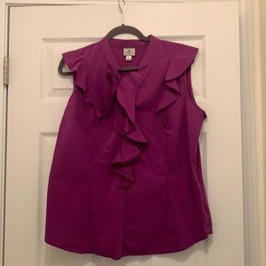 Sleeveless shirt with ruffles!